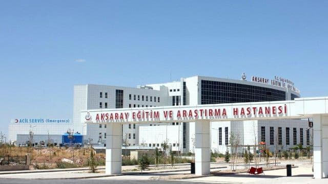 Aksaray akademik kariyeri olan bir sağlık müdürünü hak etmiyor mu?