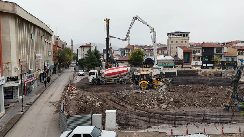 Başkan Dinçer sahada! Kentsel dönüşüm alanlarını inceledi